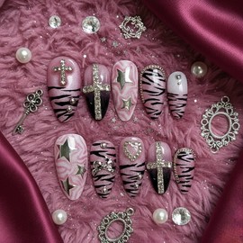 Bad Gyaru Pink Handmade Nail Tips - Stiletto / 불량 갸루 핑크 수제네일팁 - 스텔레토