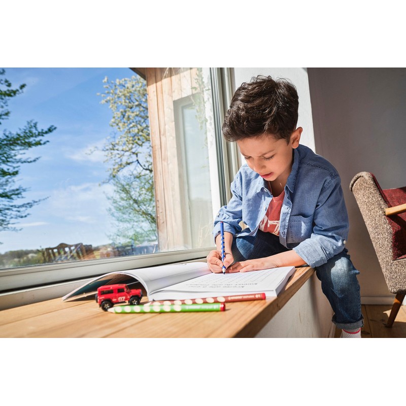 Ergonomic Colouring Pencil - STABILO EASYcolors - Right-Handed - Pack