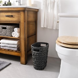 GRANNY SAYS Wicker Waste Basket, Waterproof Bathroom Trash Can, Decorative Boho Waste Baskets with Handles, Waste Basket for Bedroom, Office, 19 Liters/5 Gallons