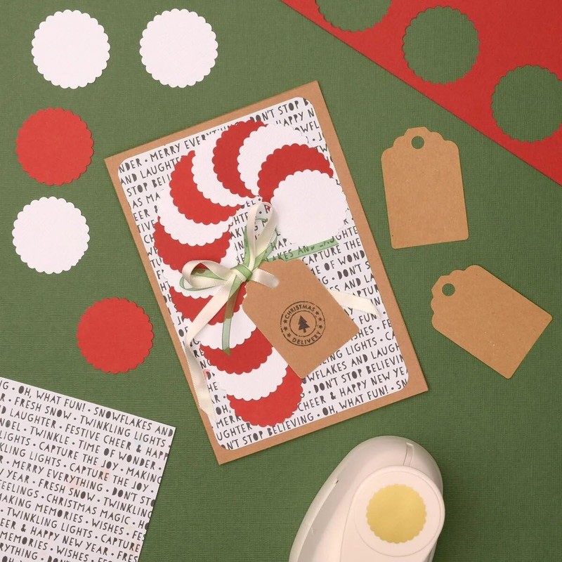 Vaessen Creative Craft Paper Punch - Scalloped Circle - Ø