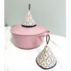 miwaki tk01 WH Triangle Pot Holder, Set of 2, Heat