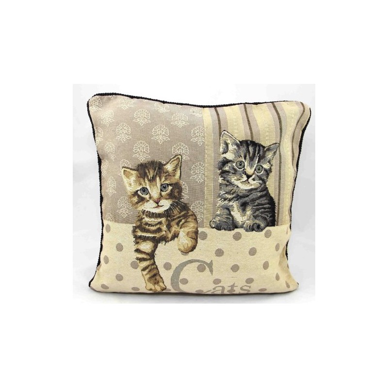 Traditional Tapestry Cushion Covers with Soft Faux Velvet Reverse 18"