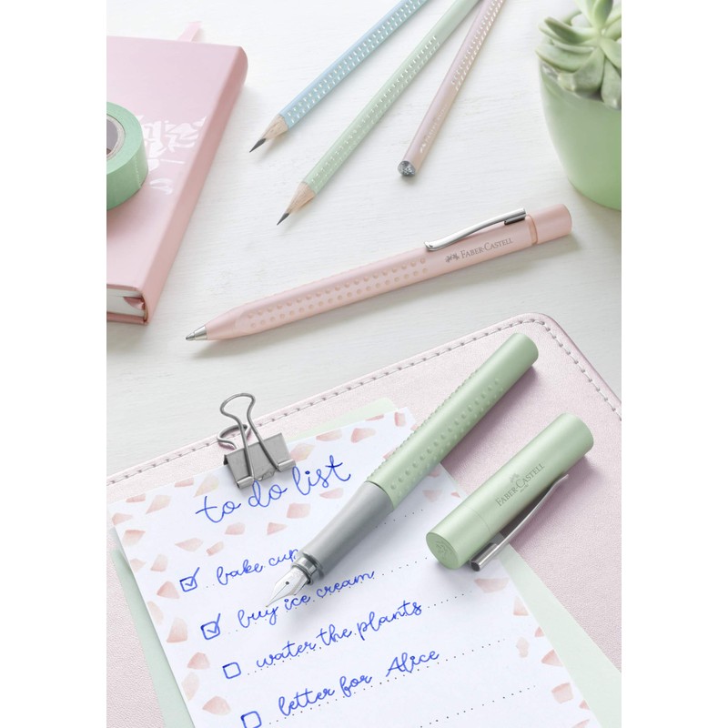 Faber-Castell Grip Pearl Edition F Fountain Pen - Rose