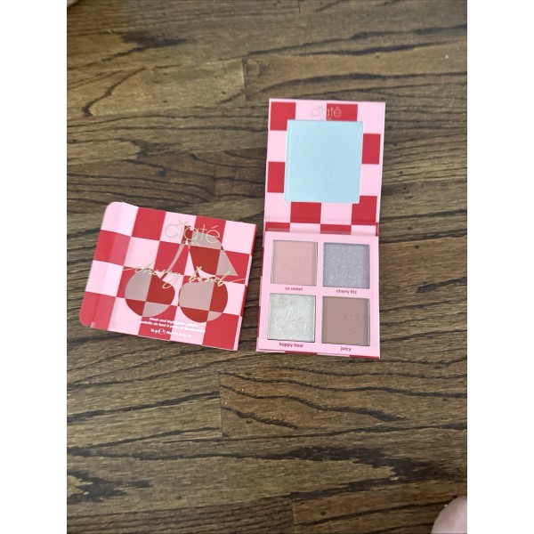 Blush {J11} Ciate London Cherry Bomb Blush And Highlighter Palette