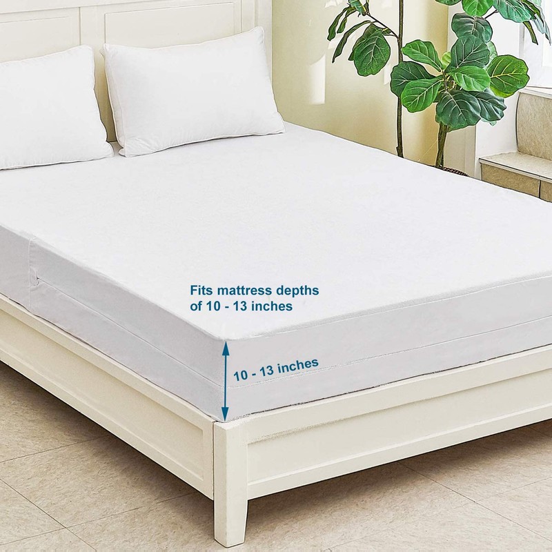 ComfortCare Fully Enclosed, Waterproof Mattress Protector, Double bed, 135 x