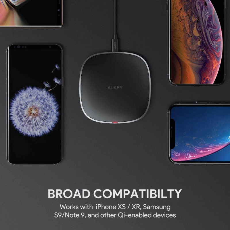 AUKEY Wireless Charger Qi Certified, Fast Wireless Charging Pad with