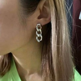 Yheakne Punk Link Chain Earrings Silver Cable Link Earrings Curb Chain Drop Earrings Minimalist Statement Earrings for Women and Girls (Silver)