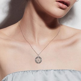 YAFEINI Compass Necklace 925 Sterling Silver Celtic Knot Necklace Graduation Friendship Talisman Travel Necklace Inspirational Graduation Gift Jewellery Gifts for Women