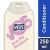Alberto VO5 Give Me Moisture Conditioner 250ml