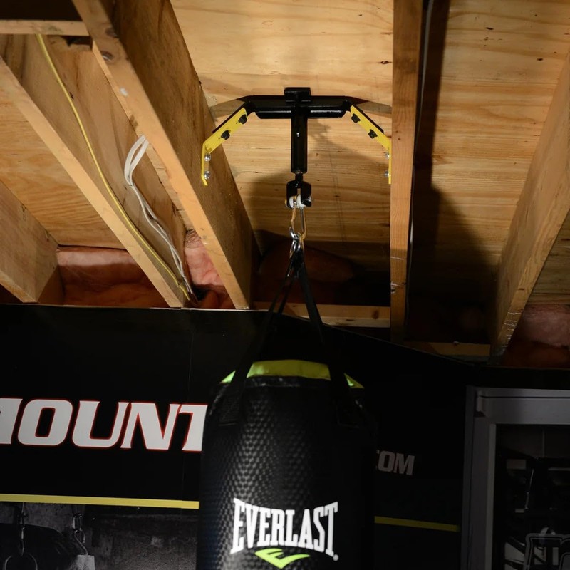 RM2000 Recessed Punching Bag Mount