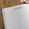 Eine der Guten Wedding Planner with Many Checklists, Schedule, To-Do