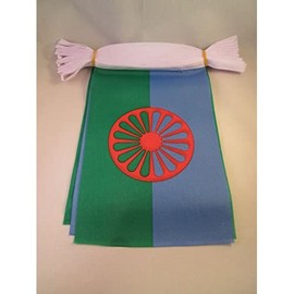 AZ FLAG - Gypsy Bunting Flag - 40 Ft Garland with 20 Traveller Flags 18'' x 12'' - 100% Polyester String Pennant - 12 meters