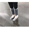 【オルルド釣具】 使い捨て携帯くつカバー 靴やズボン・パンツの裾を汚れ・雨水などから防止！ 簡単装着・軽量で携帯に便利 ビニールカバー フリーサイズ 男女兼用 1足（2枚） pb100100a01n0