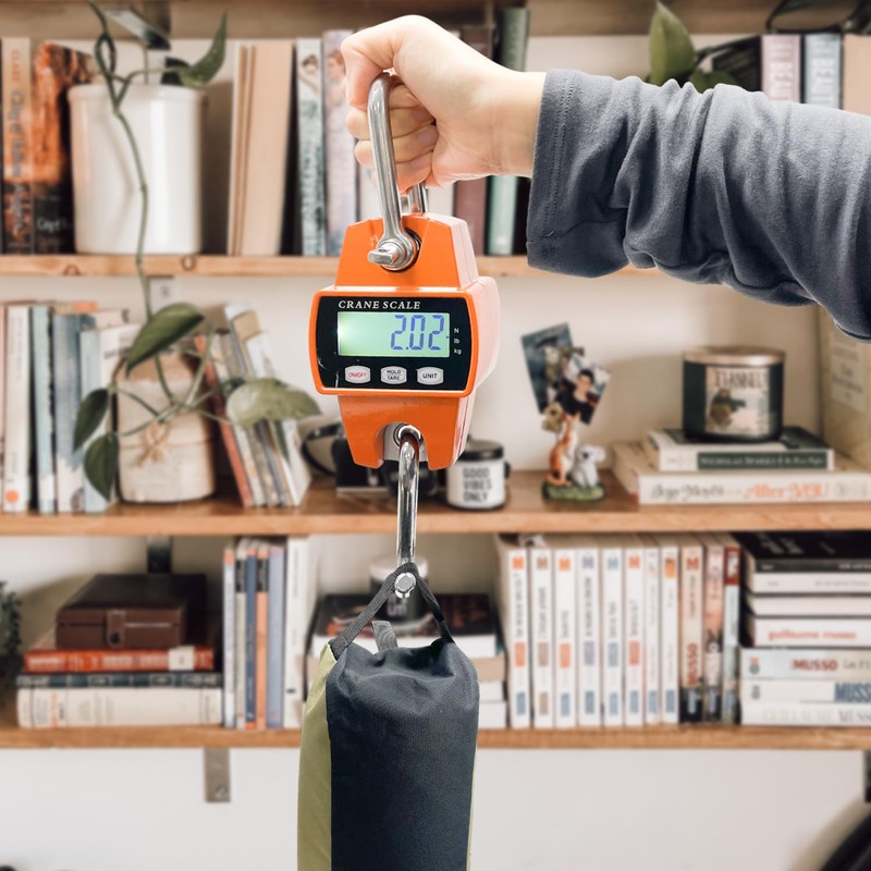 Sutekus Digital Hanging Scale 660lb Portable Crane Scale Waterproof Fish