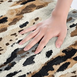 Feelyou Brown Leopard Bath Mats for Bathroom 20"x32" Cheetah Bathroom Rugs Animal Print Bath Rugs for Shower Tub Safari Bathroom Accossories Retro Watercolor Artwork Design Doormats Floor Mat