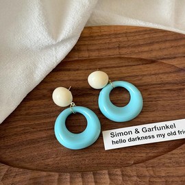 Retro Simple Acrylic Hoop Statement Drop Earrings, Fashion Oval for Women Minimalist Statement Hypoallergenic Drop Earrings (Sky Blue)