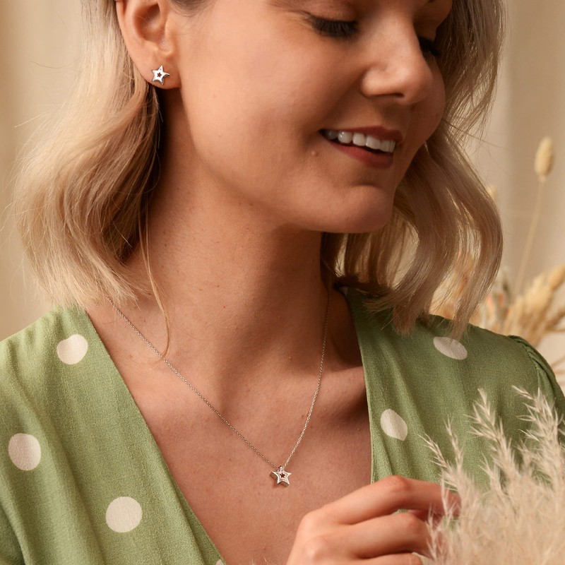 Hot Diamonds Sterling Silver Amulets Star Pendant with Extendable Chain