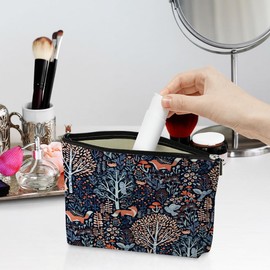 Cute Makeup Bag Funny Forest Fox Cosmetic Bags Fox Gifts Fox Supplies for Animal Foxes Lovers Women Girl Female Daughter Nurse Coworker Friend Sister Birthday Christmas Graduation Toiletry Bag