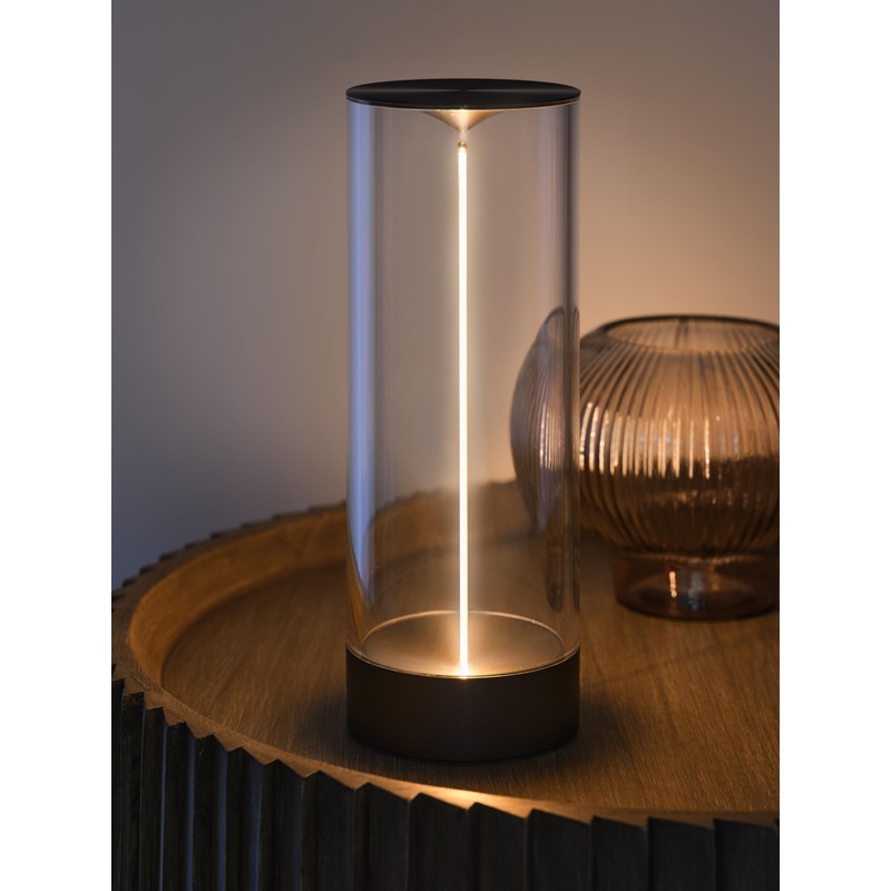 LEDVANCE Eye-catching lights with magnetic floating filament design, dimming function