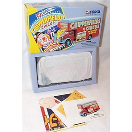 Corgi classic chipperfields bedford pantechnicon billy smee wardrobe with poster 1:50 scale limited edition diecast model