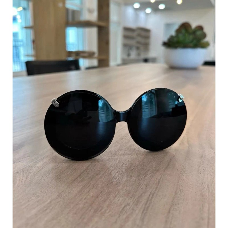 1QualitySpectacles Vintage Lady Flip Sunglasses Women Fashion Chic Sun Glasses