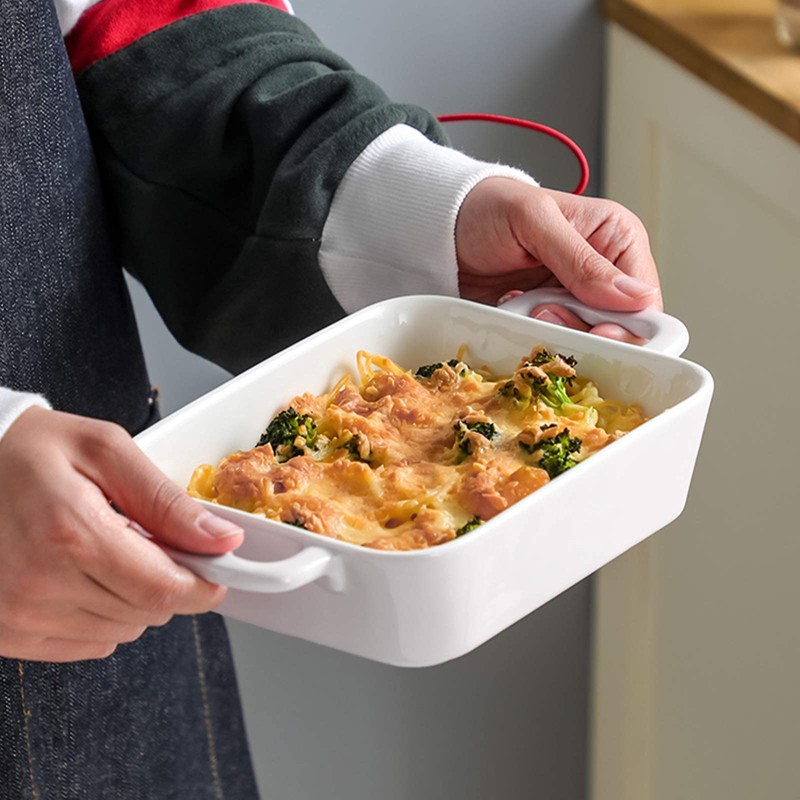 Foraineam 6 Pieces Bakeware Set, White Porcelain Souffle Dishes Creme