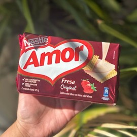 Nestlé Amor-Walfer Biscuits - Variety of Flavors - Strawberry - Specification: Classic