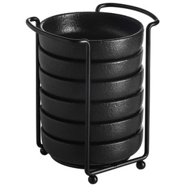 YJR Guarniciones japonesas de cerámica, platos de condimento, cuencos de inmersión – 3.5 pulgadas, con soporte de metal para ketchup, salsa de soja, barbacoa, juego de 6, negro mate