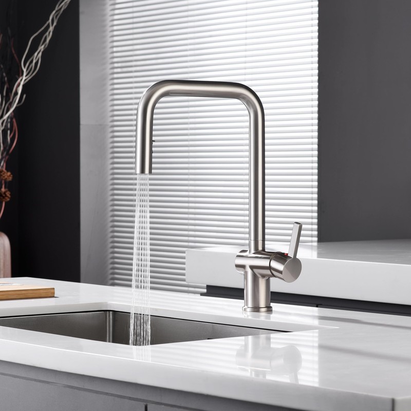 SUMERAIN Pull Down Kitchen Sink Faucet with Sprayer Brushed Nickel
