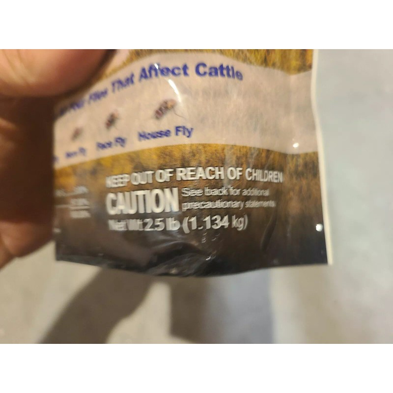 Champion JustiFLY 2.5 LB Horn Stable House Face Fly Cattle