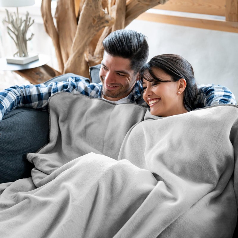 Travel Blanket and Pillow Set, 2-in-1 Blanket with Soft Pillowcase,