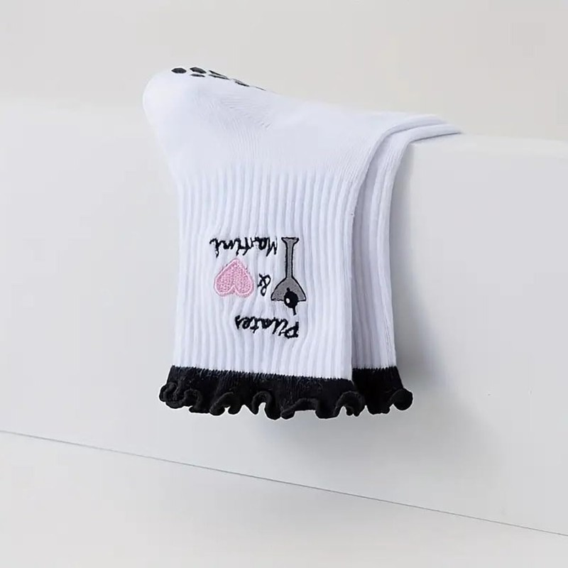 Puedizux Women Cute Pilates Socks Grip Crew Yoga Socks Ruffle