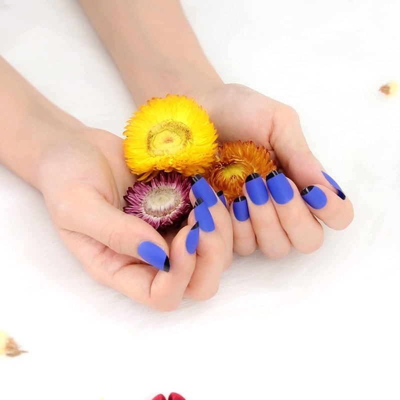 36 Pieces Oval Shape Print On Nails (BULE-BLACK)