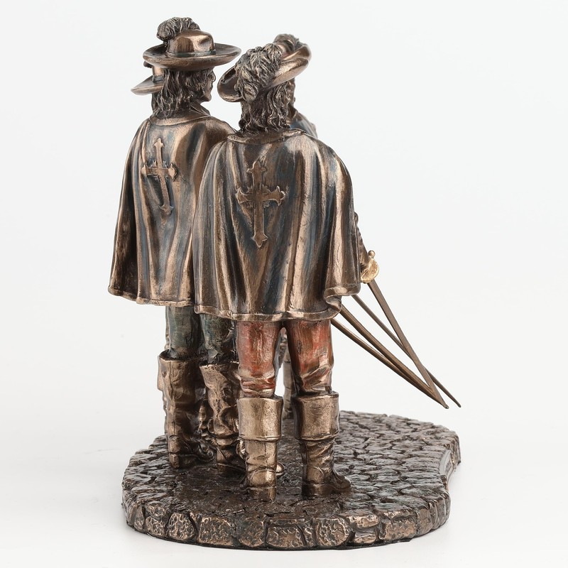 Veronese Design 7 7/8 Inch The Musketeers and D'artagnan All