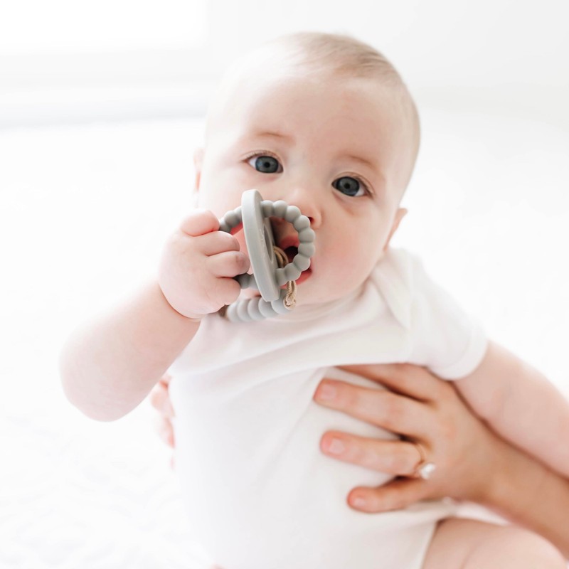 Ryan and Rose Cutie Bit Teether (Slate)