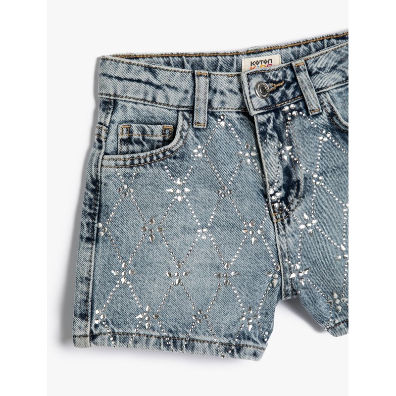 Koton Girls's Extra Mini Slim Cut Gleamy Embroidered Cotton Shorts,
