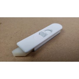 Truth Hardware 2-19/32" Mortised Tilt Latch (Right Hand, White)