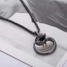 Winssigma Black Mamba Pendant Necklace Basketball Star Memorial Souvenir Necklace Snake Necklace(Black)