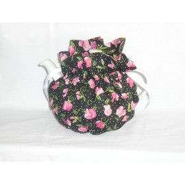 Pretty Sweet Peas on Black 6 Cup Reversible Tea Pot Cozy