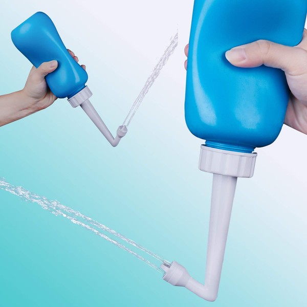 Butt Buddy Go - Portable Handheld Bidet & Fresh Water Bottle Sprayer (for Home, Travel, Outdoors | Retractable Nozzle, Soft-Squeeze Plastic, Large Volume | Stay Clean On-The-Go | Carry Bag Included)