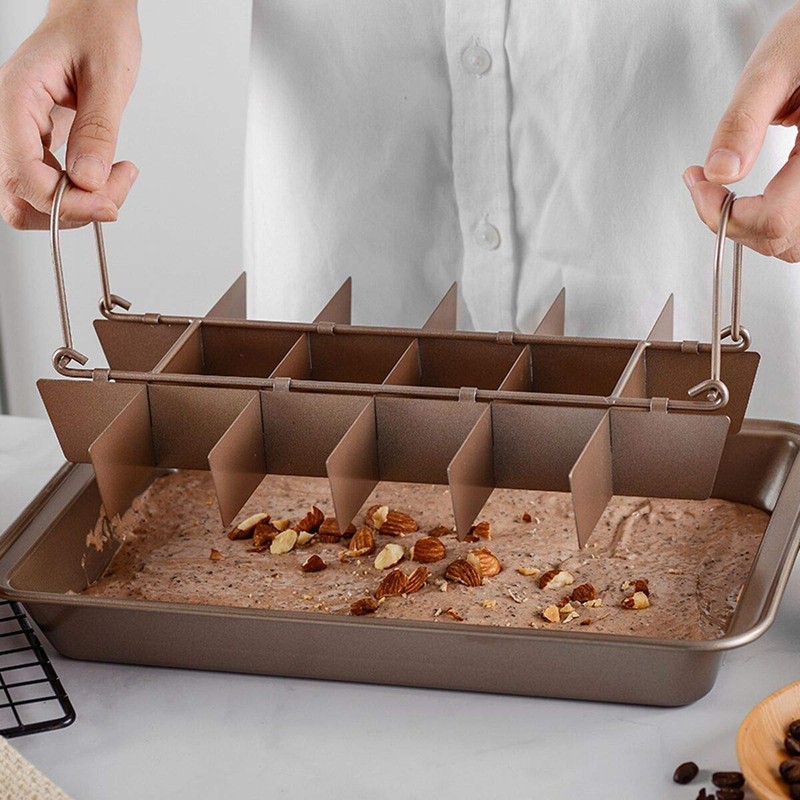 Brownie Pan, Non-Stick Brownie Baking Pan with Dividers, Brownie Cutter,Brownie
