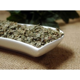 Naturix24 – Johannisblättertee, Johannisbeerblätter geschnitten – 100g-Beutel