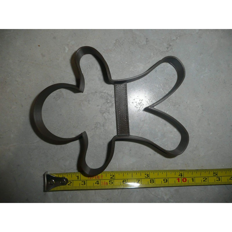 YNGLLC Gingerbread Man Outline Fairy Tale Christmas Character Cookie Cutter,