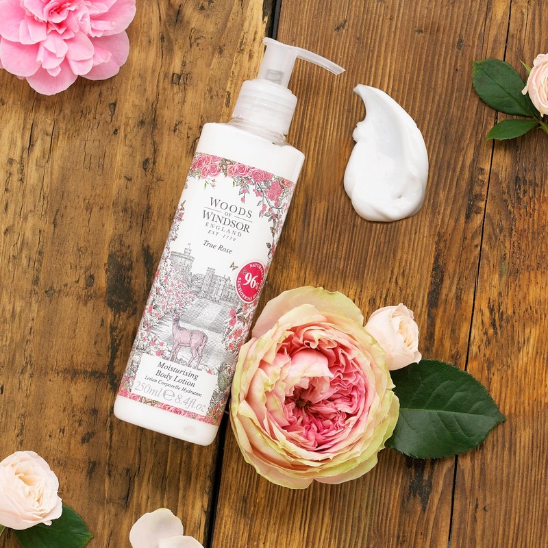 Woods of Windsor Body Lotion, Floral Moisturiser for Women, Fast