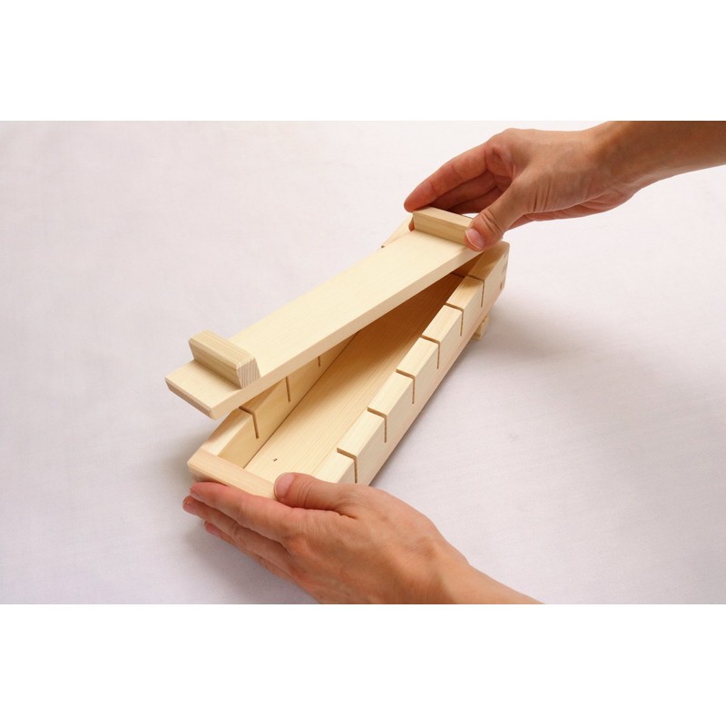 Ichihara woodworking shop Sushi Instrument 7 Tsu Switching Press Tree