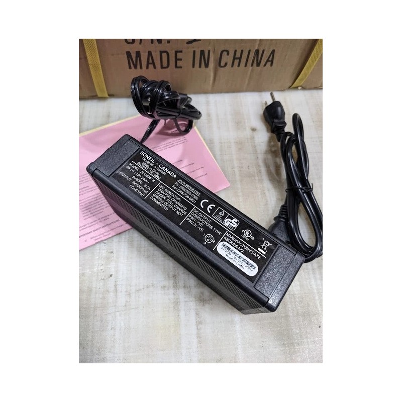 Soneil 24 Volt 6 Amp Battery Charger with XLR Connector