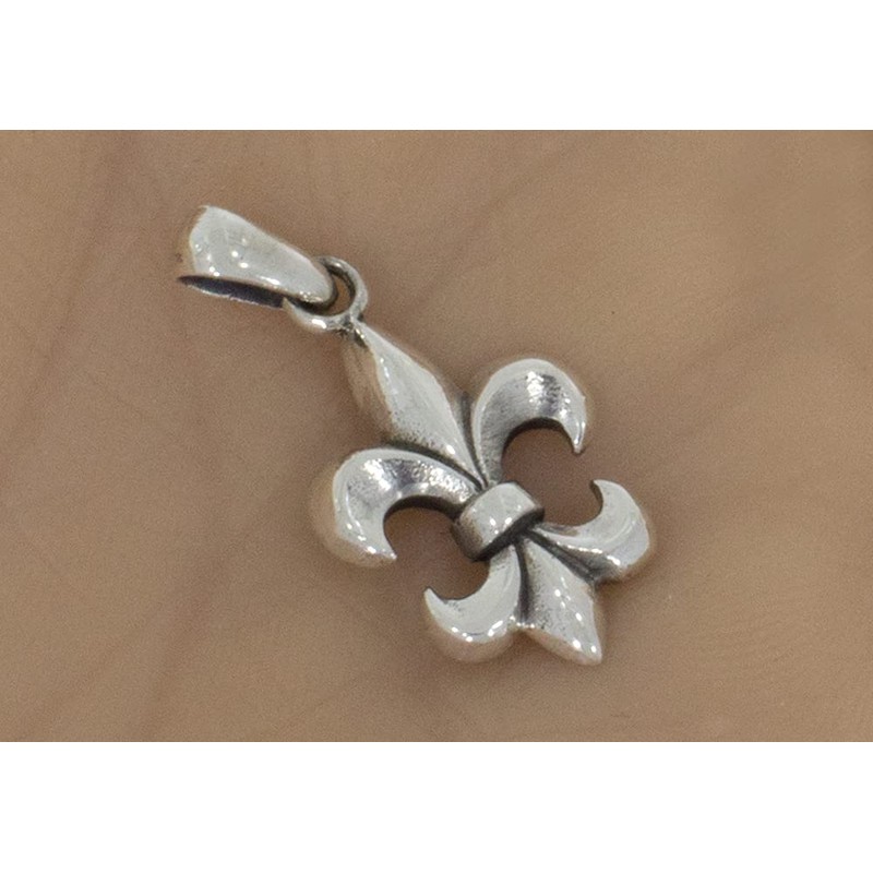 Metal Fleur de Lis Pendant 925 Silver