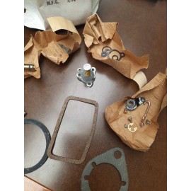 Surplus NOS MILITARY M715 KAISER JEEP CARBURETOR KIT 945705