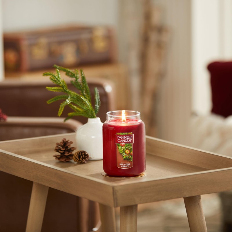 Yankee Candle Apple Wreath Scented Classic 22oz Large Jar Single