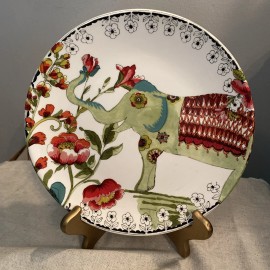 World Market Nomad LT Green Bohemian Elephant 8 3/4” Plate w/ Red Floral NEW